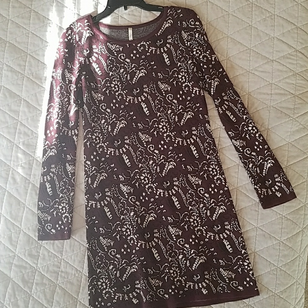 Willow & Clay knit midi dress